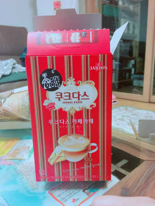 (주)쟈뎅 쟈뎅 까페모리 쿠크다스 까페라떼 — 4점을 준 리뷰어가 2017년 11월 올린 사용 사진