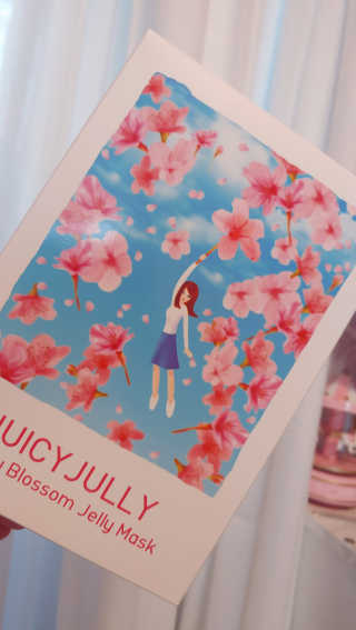 쥬시줄리 체리블라썸 젤리겔 마스크 — 5점을 준 리뷰어가 2020년 4월 올린 사용 사진