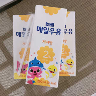 매일우유 멸균 매일우유 저지방 2프로 멸균 핑크퐁 에디션 6입 — 5점을 준 리뷰어가 2017년 12월 올린 사용 사진