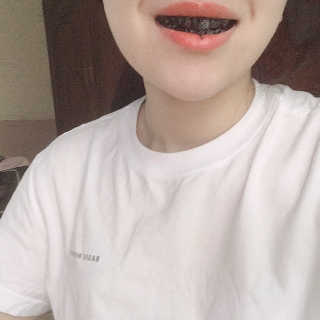 the naked object 디블랙팩치약 디블랙칫솔 세트 — 4점을 준 리뷰어가 2019년 6월 올린 사용 사진