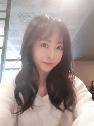 다슈코리아 다슈 포 맨 프리미엄 메가 홀드 슈퍼 스프레이 250ml — 5점을 준 리뷰어가 2019년 2월 올린 사용 사진