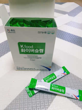 두루원 똥기사의 Kfood 화이버슬림 — 4.17점을 준 리뷰어가 2018년 7월 올린 사용 사진
