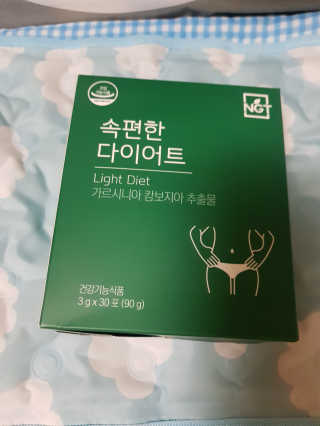 네츄럴굿띵스 속편한 다이어트 30포 — 4점을 준 리뷰어가 2019년 8월 올린 사용 사진