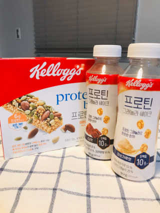 켈로그 프로틴바 멀티팩+프로틴 그래놀라 쉐이크 2종 — 5점을 준 리뷰어가 2020년 1월 올린 사용 사진
