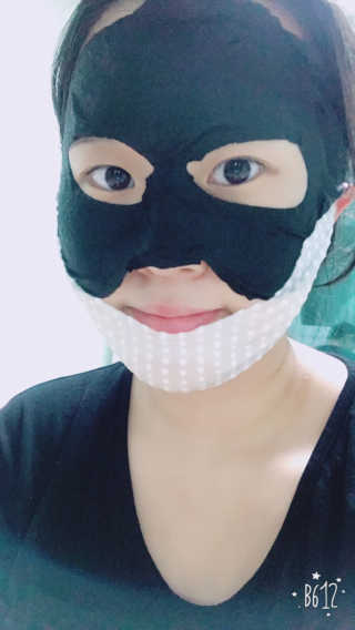 23years old 아큐페어 쁘띠 마스크 (5장) — 4.5점을 준 리뷰어가 2017년 6월 올린 사용 사진