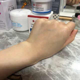 셀퓨전씨 카밍 다운 크림 — 3.83점을 준 리뷰어가 2018년 11월 올린 사용 사진