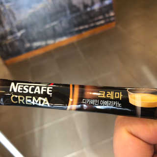 네스카페 코리아 네스카페 크레마 — 5점을 준 리뷰어가 2018년 1월 올린 사용 사진