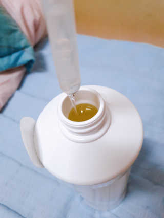 (주)에네스티 믹스베리 단백질 폭탄 샴푸 1000g — 4점을 준 리뷰어가 2019년 9월 올린 사용 사진