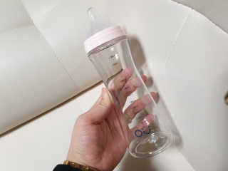 엄마의 바램을 담은 프리미엄 감성젖병 오유위시 260ml — 5점을 준 리뷰어가 2020년 3월 올린 사용 사진