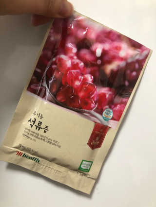 [하이헬스] 정말 진하고 맛있는 유기농 석류즙 30포 — 5점을 준 리뷰어가 2019년 11월 올린 사용 사진