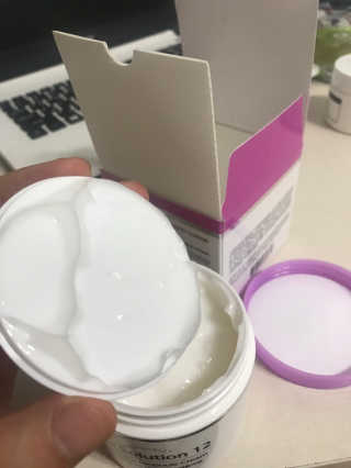 지고트 비타솔루션12 모이스처 앰플 크림 100ml — 4.5점을 준 리뷰어가 2019년 8월 올린 사용 사진