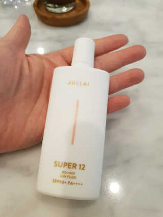 쥴라이Jullai 슈퍼 12 바운스 선 플루이드 SPF50+ PA++++ — 4점을 준 리뷰어가 2019년 8월 올린 사용 사진