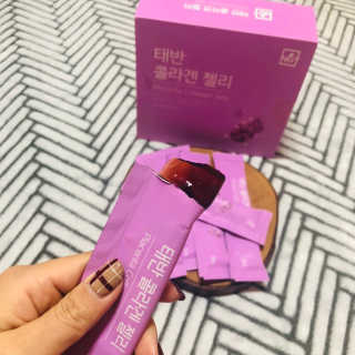 네츄럴굿띵스 태반 콜라겐 젤리 15포 — 5점을 준 리뷰어가 2018년 12월 올린 사용 사진