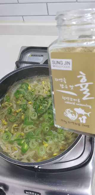 성진홀푸드 프리미엄 천연조미료 휼 120g 1병 — 4.5점을 준 리뷰어가 2019년 5월 올린 사용 사진