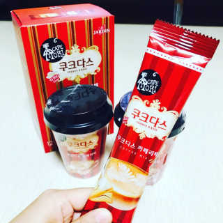 (주)쟈뎅 쟈뎅 까페모리 쿠크다스 까페라떼 — 4.5점을 준 리뷰어가 2017년 11월 올린 사용 사진