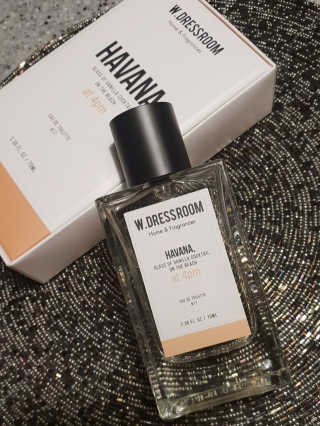 더블유드레스룸 퍼퓸 EDT 70ml — 5점을 준 리뷰어가 2018년 10월 올린 사용 사진