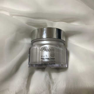 파시스 올인원 진주 화이트닝 크림 100ml — 5점을 준 리뷰어가 2019년 2월 올린 사용 사진