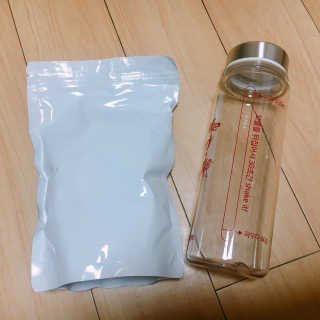 오붐주식회사 오붐 설탕을 뺀 요거트 파우더 라이트 550g+보틀 — 5점을 준 리뷰어가 2018년 1월 올린 사용 사진