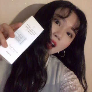 디시크릿 펩타이드 슈퍼 모이스처라이징 에센스 — 4.33점을 준 리뷰어가 2018년 3월 올린 사용 사진