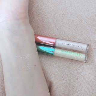 [블랙루즈] 펄블리 아이 글리터 2종 — 5점을 준 리뷰어가 2019년 1월 올린 사용 사진