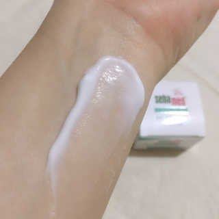 세바메드 우레아 수분폭탄크림 50ml — 3.5점을 준 리뷰어가 2019년 12월 올린 사용 사진