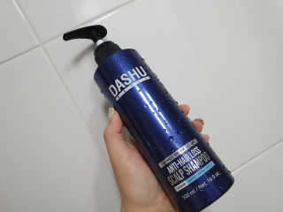 다슈코리아 다슈 데일리 단백질 한방 두피 골드 샴푸 500ml — 5점을 준 리뷰어가 2019년 12월 올린 사용 사진