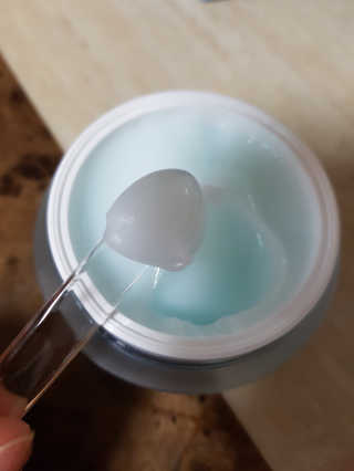 포렌코즈 아쿠아 커넥션 크림 — 5점을 준 리뷰어가 2017년 8월 올린 사용 사진