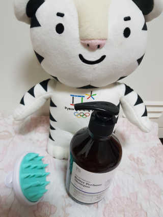 달리프 베러 퍼퓸 샴푸 1000ml 레이니데이 or 일랑로즈 — 5점을 준 리뷰어가 2019년 12월 올린 사용 사진