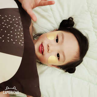 푸츄푸츄 Real repair skin cell premium patch — 4.67점을 준 리뷰어가 2018년 10월 올린 사용 사진