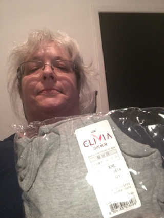 크리비아 Clivia Padded Yoga Sports Bra — 5점을 준 리뷰어가 2018년 6월 올린 사용 사진