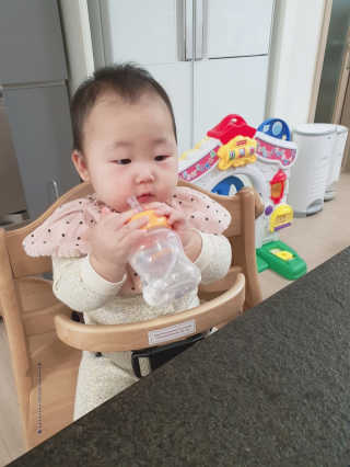 유비맘 신생아젖병 120ml 트리플팩_ 젖꼭지 포함 — 5점을 준 리뷰어가 2020년 1월 올린 사용 사진