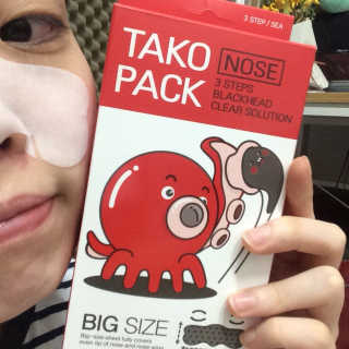 나이팅게일 TAKO PACK NOSE [문어코팩] — 2.5점을 준 리뷰어가 2017년 1월 올린 사용 사진