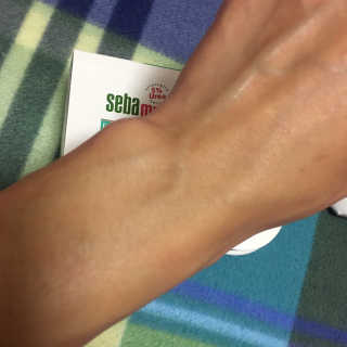 세바메드 우레아 수분폭탄크림 50ml — 5점을 준 리뷰어가 2019년 11월 올린 사용 사진