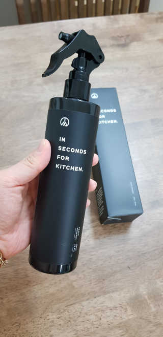 PEACE MOMENT 피스모먼트 인세컨즈포키친 320mL 천연살균소독제 — 5점을 준 리뷰어가 2019년 2월 올린 사용 사진