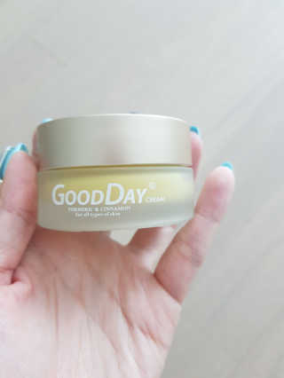 GoodDay Skincare GoodDay 강황 크림 — 5점을 준 리뷰어가 2019년 5월 올린 사용 사진