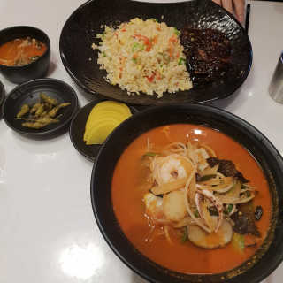 [초한지_치평동]20000원 내 음식메뉴 자유이용권 — 4점을 준 리뷰어가 2019년 2월 올린 사용 사진