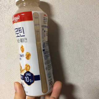 켈로그 프로틴바 멀티팩+프로틴 그래놀라 쉐이크 2종 — 4.5점을 준 리뷰어가 2020년 1월 올린 사용 사진