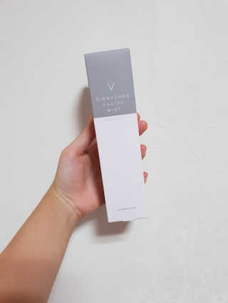 브이코스메틱 V브이 시그니처 안개분사 미스트 — 5점을 준 리뷰어가 2018년 9월 올린 사용 사진