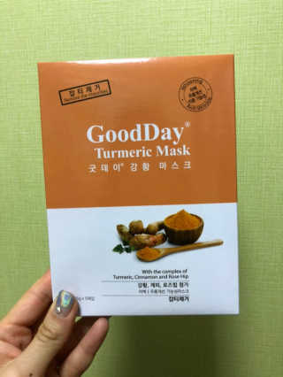 GoodDay Skincare GoodDay 강황 마스크 — 2.5점을 준 리뷰어가 2019년 6월 올린 사용 사진