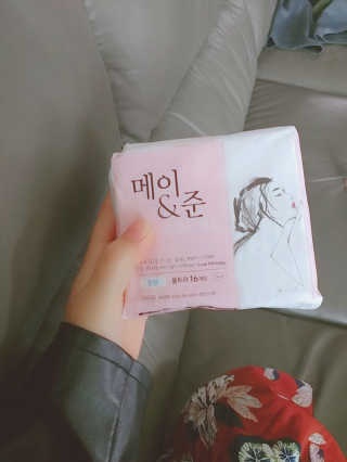 메이앤준 소프트맥스 생리대 — 4점을 준 리뷰어가 2019년 4월 올린 사용 사진