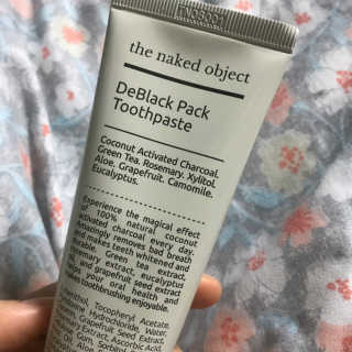 the naked object 디블랙팩치약 디블랙칫솔 세트 — 4.5점을 준 리뷰어가 2019년 1월 올린 사용 사진
