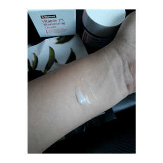 바이 위시트랜드 VITAMIN 75 CREAM — 3.5점을 준 리뷰어가 2017년 4월 올린 사용 사진