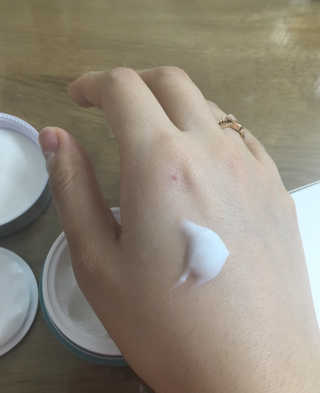 아크웰 아쿠아 클리니티 수분크림 — 4점을 준 리뷰어가 2018년 10월 올린 사용 사진