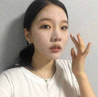 셀퓨전씨 트리악 포어 딜리트 버블 팩 — 3.83점을 준 리뷰어가 2018년 4월 올린 사용 사진