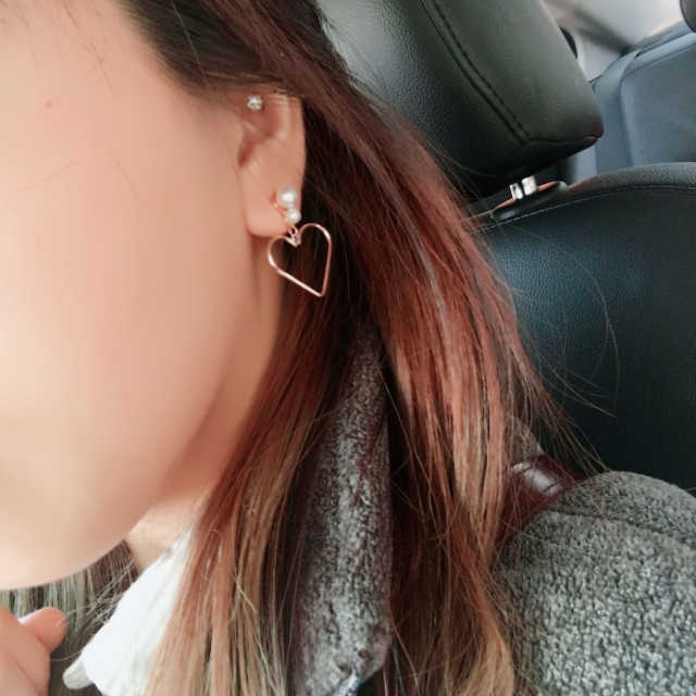 폭스타일 은침 알로하 하트 귀걸이 리뷰 사진