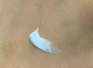 메이메리 쓰리이펙츠 모이스처 톤업크림 50ml — 5점을 준 리뷰어가 2020년 1월 올린 사용 사진