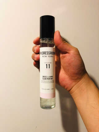 더블유드레스룸 신규향 드레스퍼퓸150ml — 4.33점을 준 리뷰어가 2018년 8월 올린 사용 사진