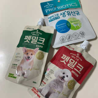 [빙그레] 에버그로 생유산균 1봉（10포입）+펫밀크2팩 — 1점을 준 리뷰어가 2019년 3월 올린 사용 사진
