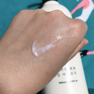 (주)에네스티 내추럴 촉촉  오트밀 바디로션 500ml — 5점을 준 리뷰어가 2020년 3월 올린 사용 사진