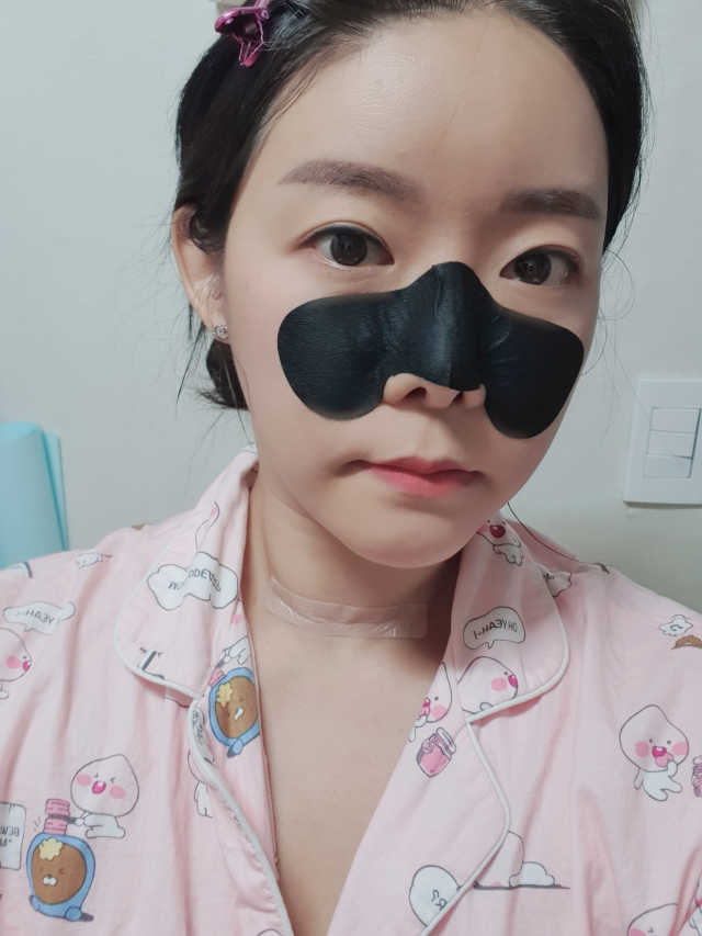 미팩토리 3단흑돼지코팩 1box + 황금돼지마스크팩 1ea 리뷰 사진
